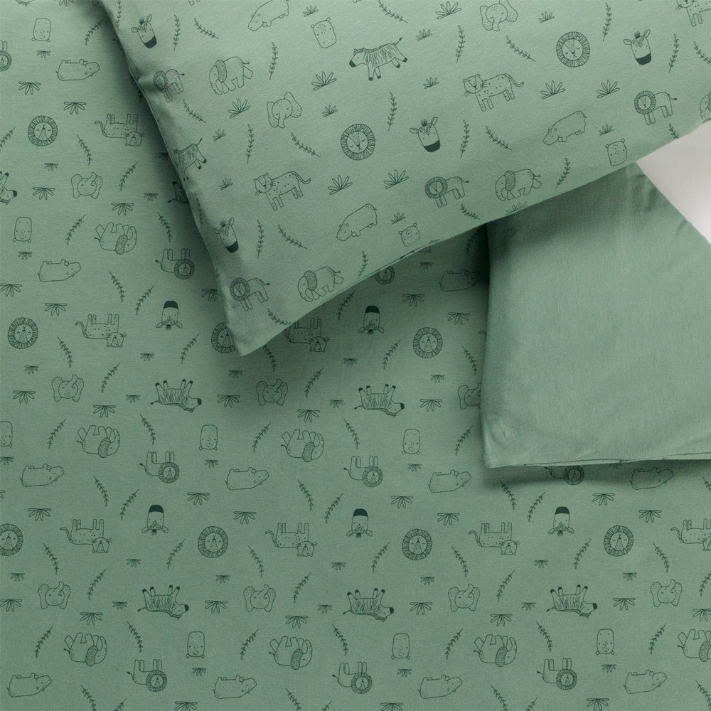 Green cotton jersey fabric duvet with animal pattern and matching pillowcases