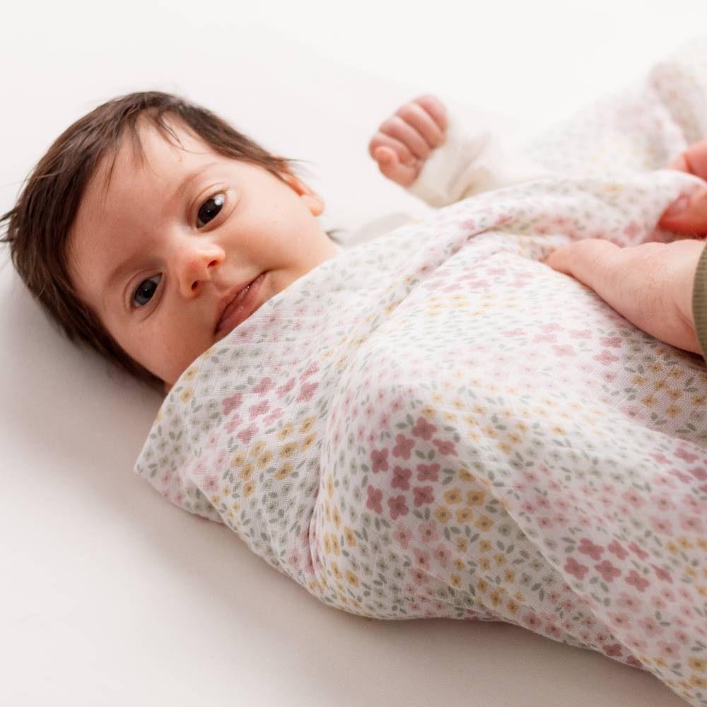 Deluxe Muslin Swaddle - Pink Bea Floral