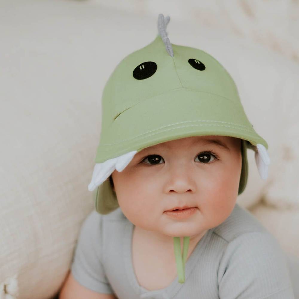Legionnaire Flap Sun Hat - Dino Khaki on a white background