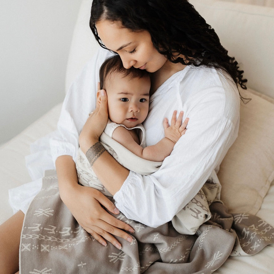 Alofa Pepe Blanket - Pebble
