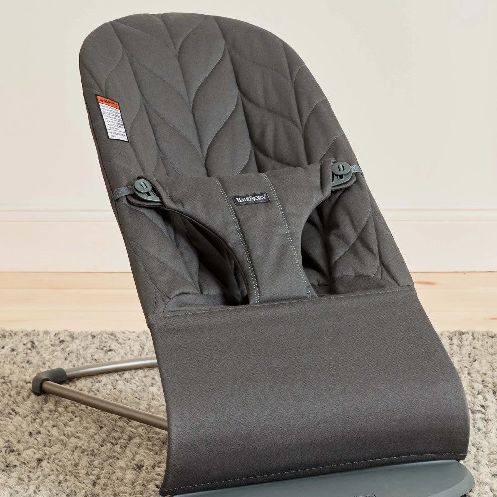 Bouncer Bliss - Woven Petal Quilt - Anthracite