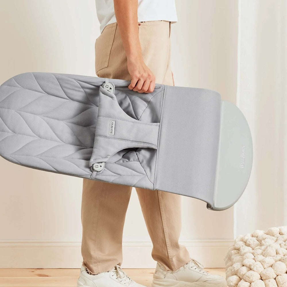 Bouncer Bliss - Woven Petal Quilt - Light Grey
