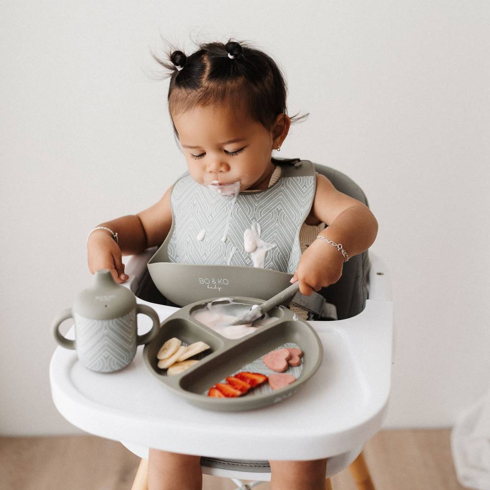 Feeding Essentials Set - Khaki