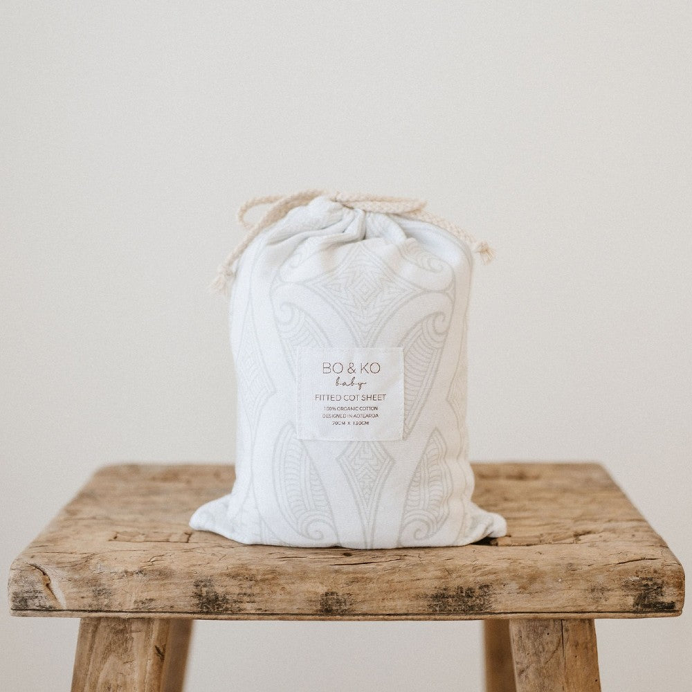 Fitted Sheet - Te Patiki Grey