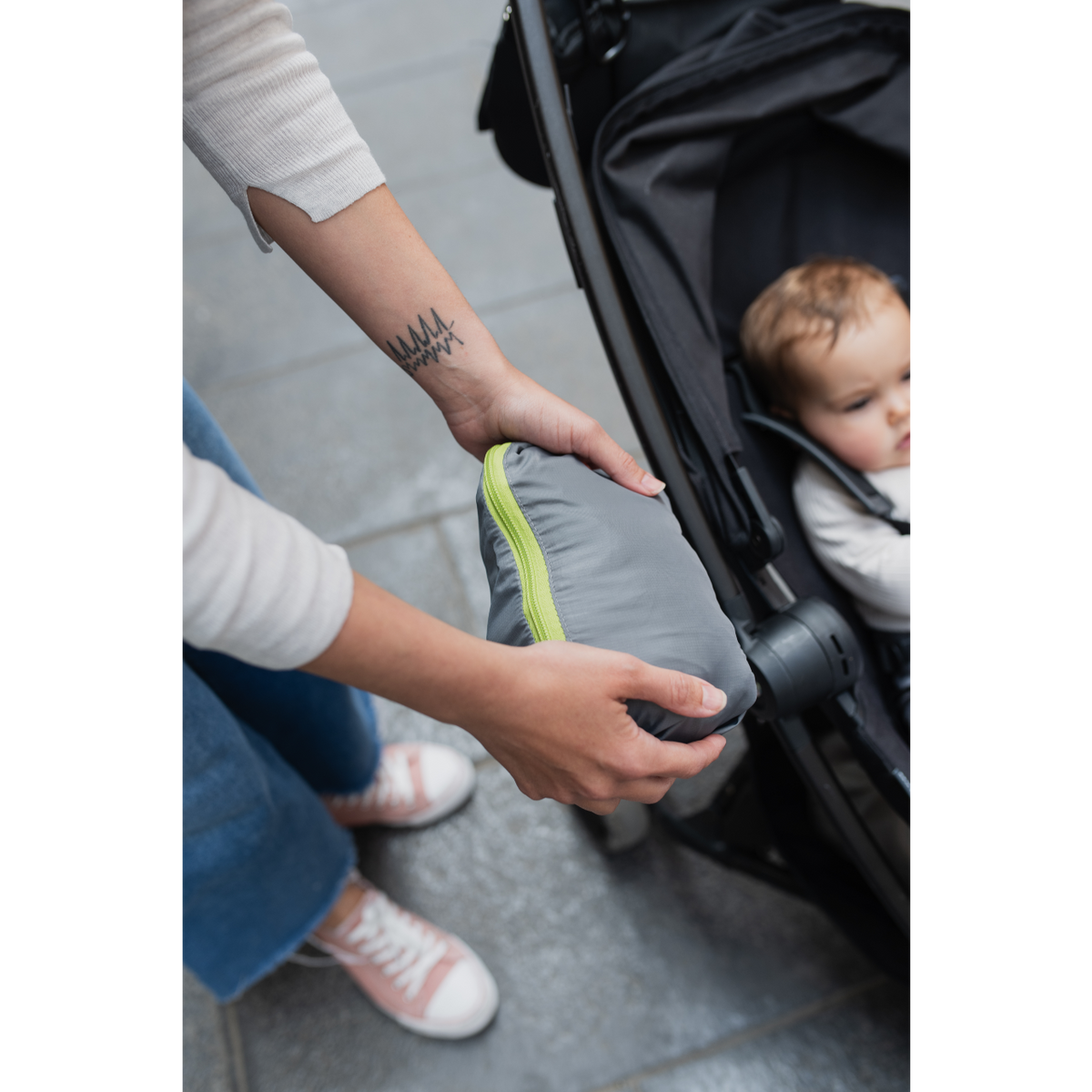 Air Ultra Lightweight Carrier - Black