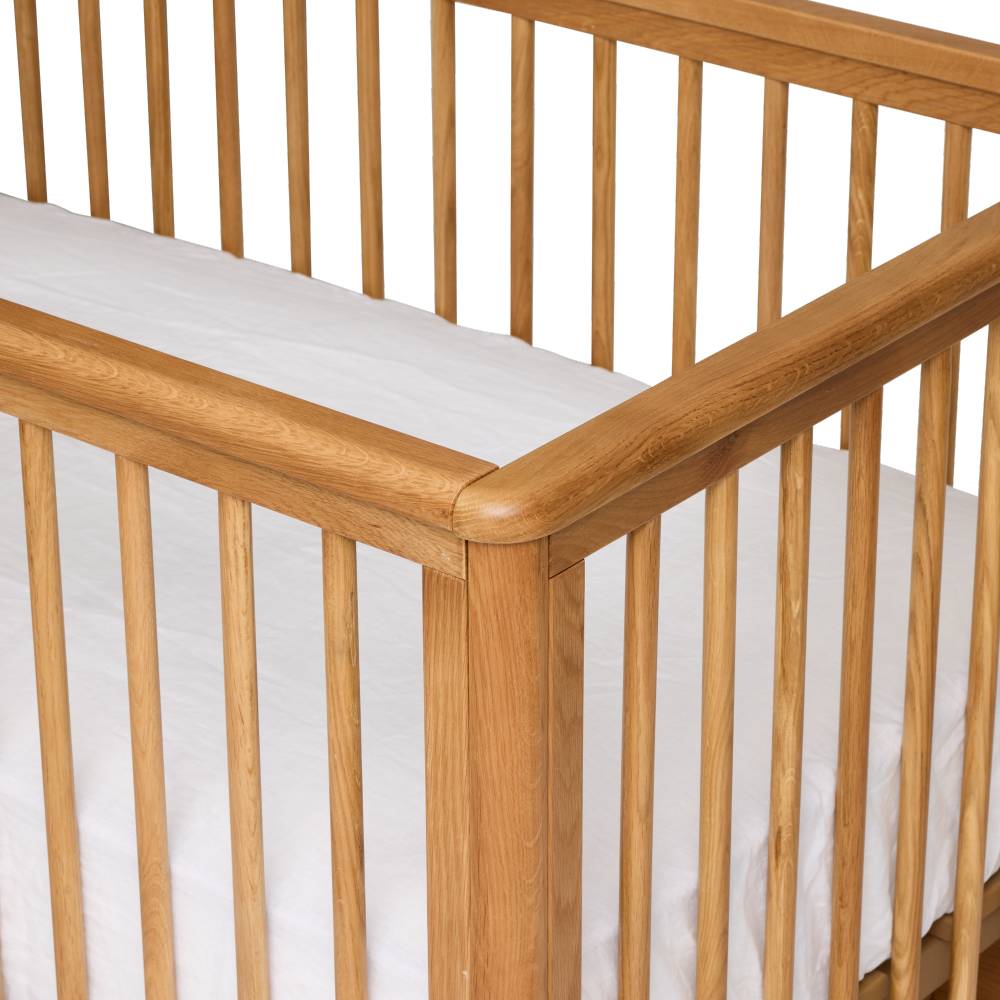 George Cot - Natural Oak