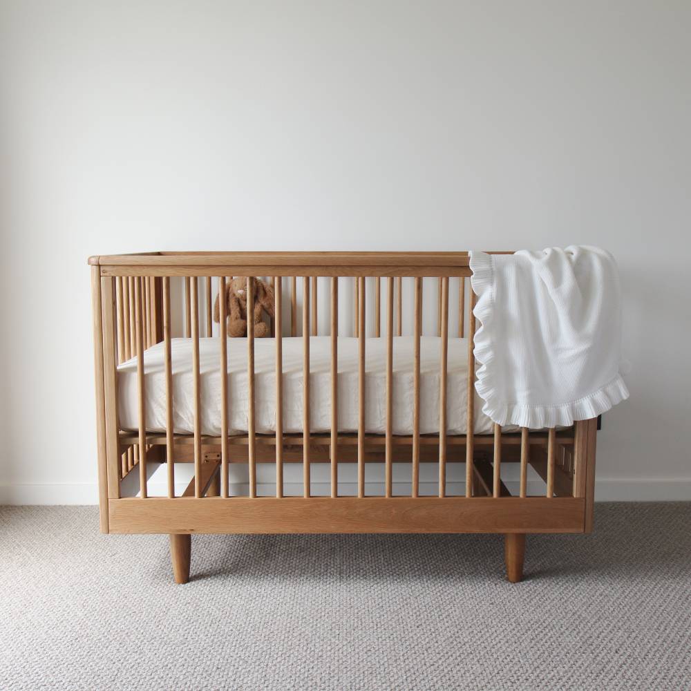 George Cot - Natural Oak