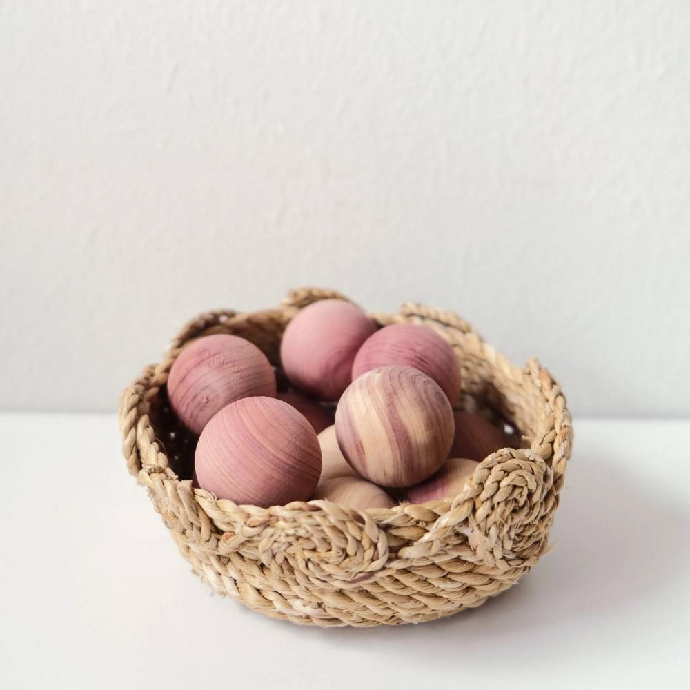 Red Cedarwood Moth Balls 12pk