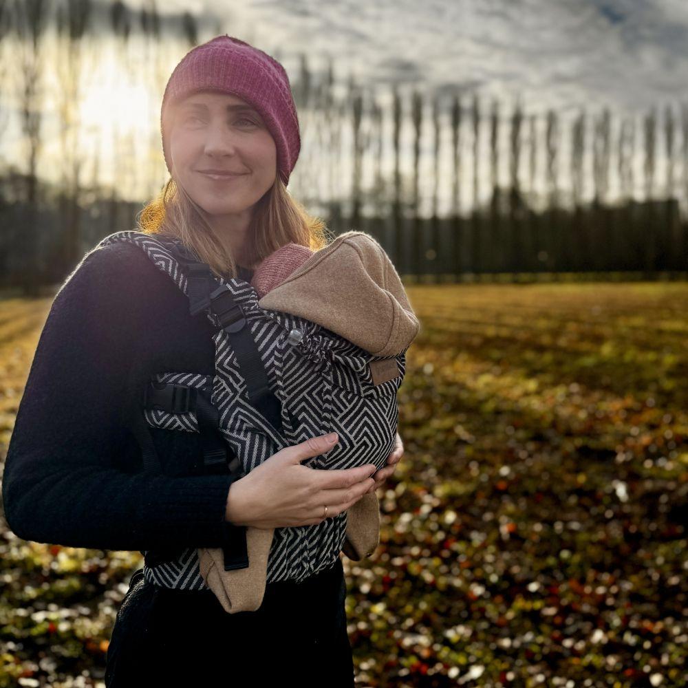 DidyFix Baby Carrier - Metro Monochrome