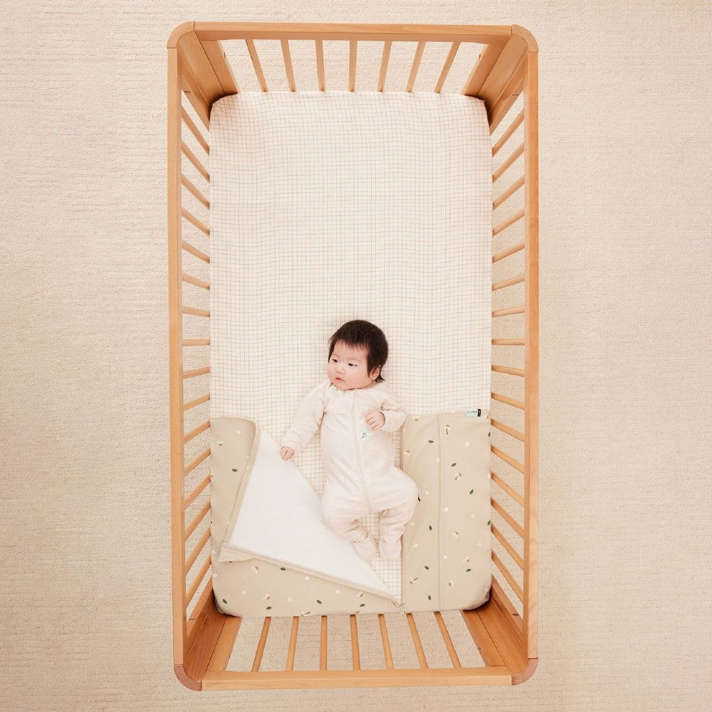 HugMe Blanket 0.2/1.0 tog - Daisy Sprinkle