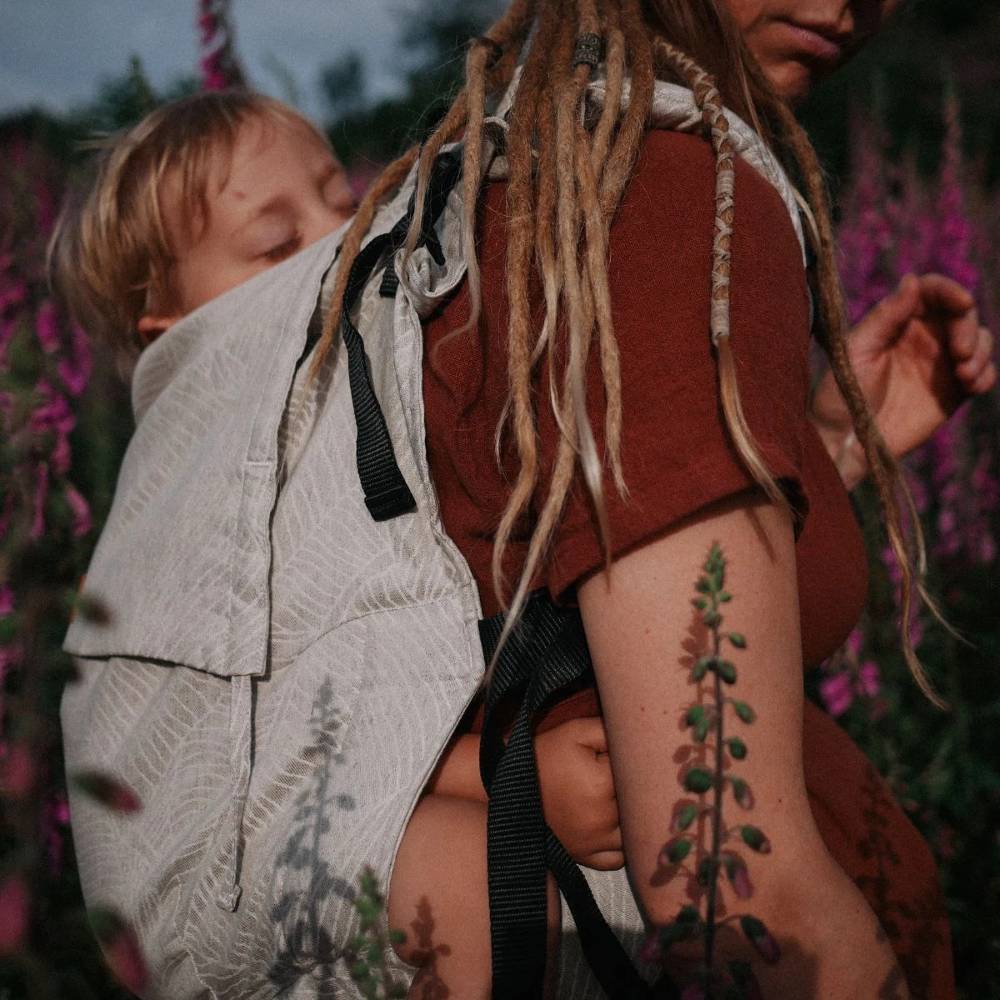 Linen Toddler Buckle Carrier - Grenada Natural