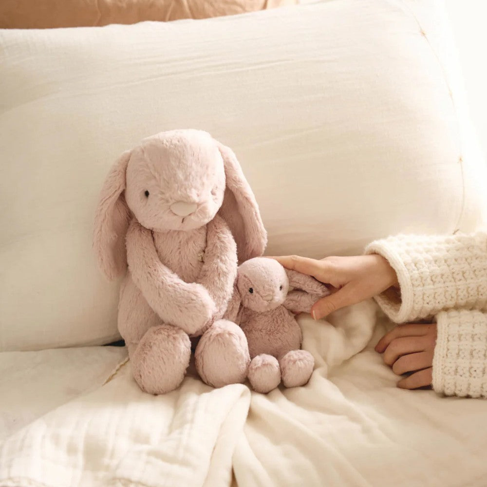 Snuggle Bunnies - Frankie the Hugging Bunny - Blush
