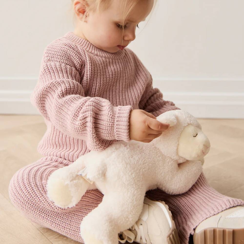 Snuggle Bunnies - Lambie