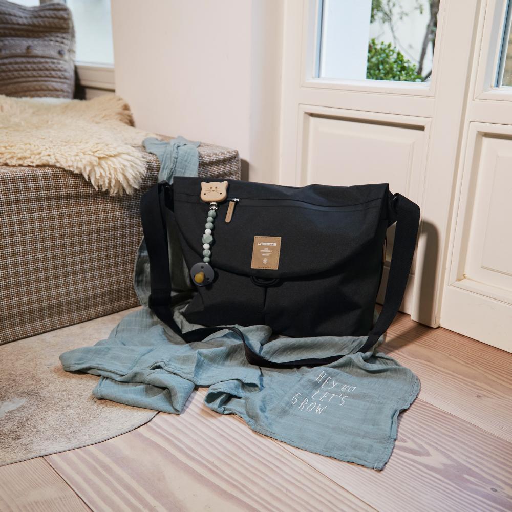 Manu Messenger Nappy Bag - Black