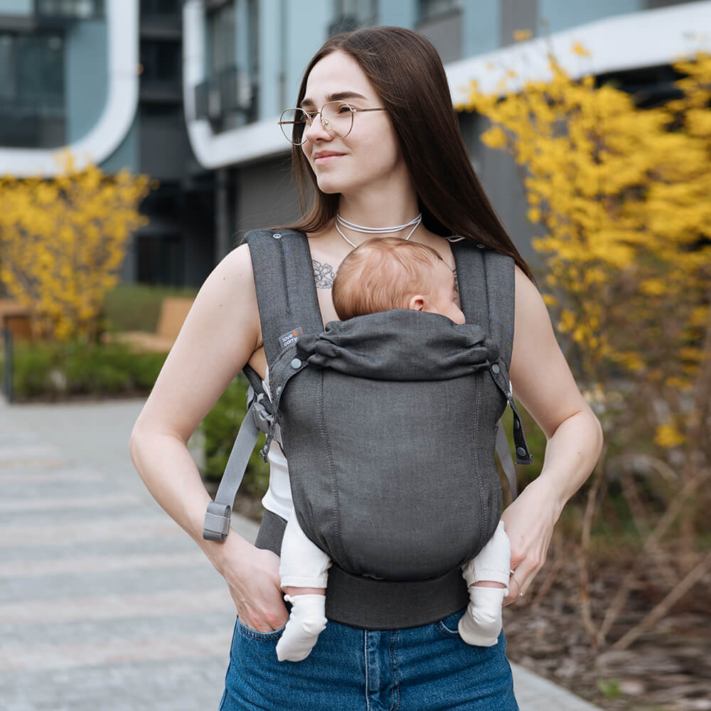 Primo Baby Carrier - Pepper