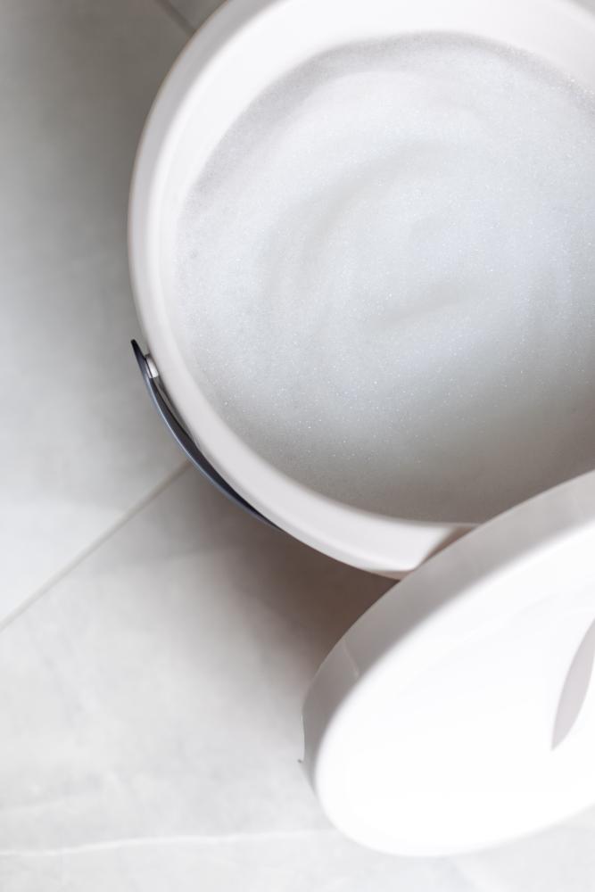 Bath Bucket with Lid - Silk Oat