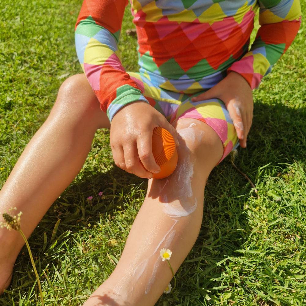 Sunscreen Applicator - Ghost Gum Grey