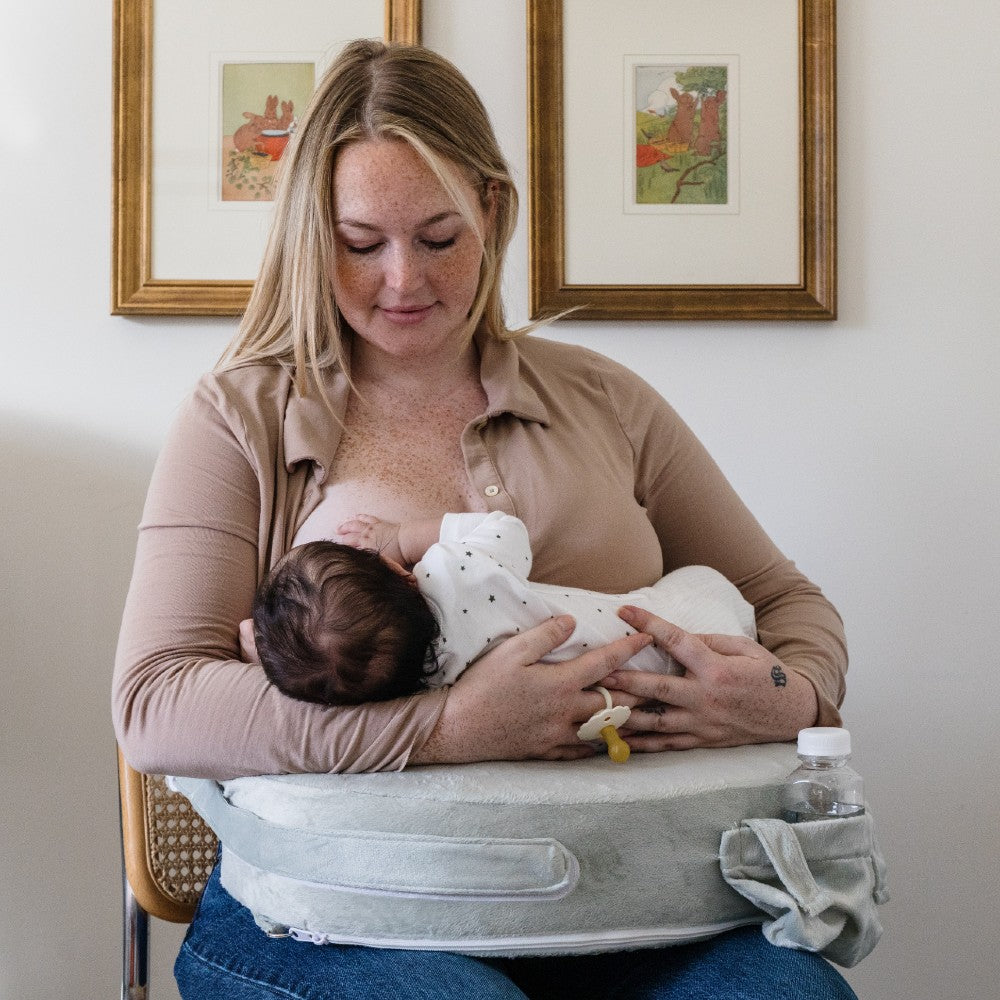 Super Deluxe Nursing Pillow - Platinum