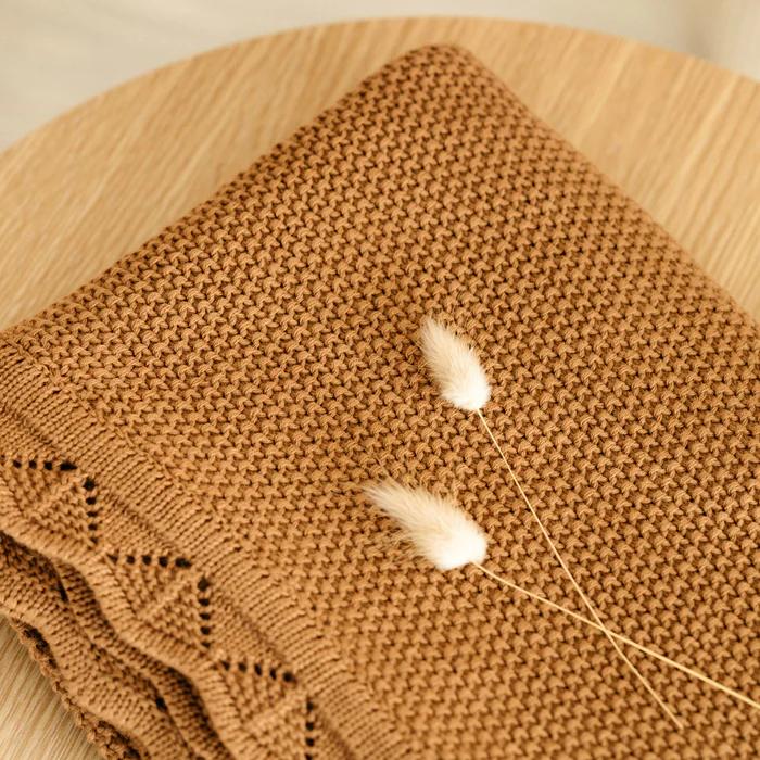 Scalloped Edge Heirloom Blanket - Cinnamon