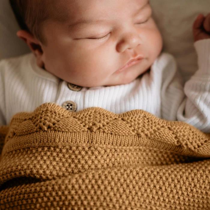 Scalloped Edge Heirloom Blanket - Cinnamon