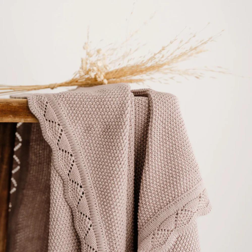 Scalloped Edge Heirloom Blanket - Rosewood