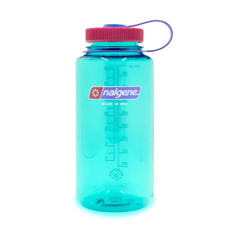Turquoise water bottle with pink cap on a white background