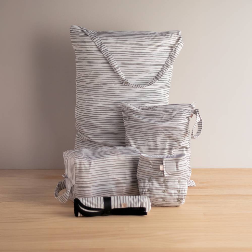 Travel Storage Pod - Grey Stripe