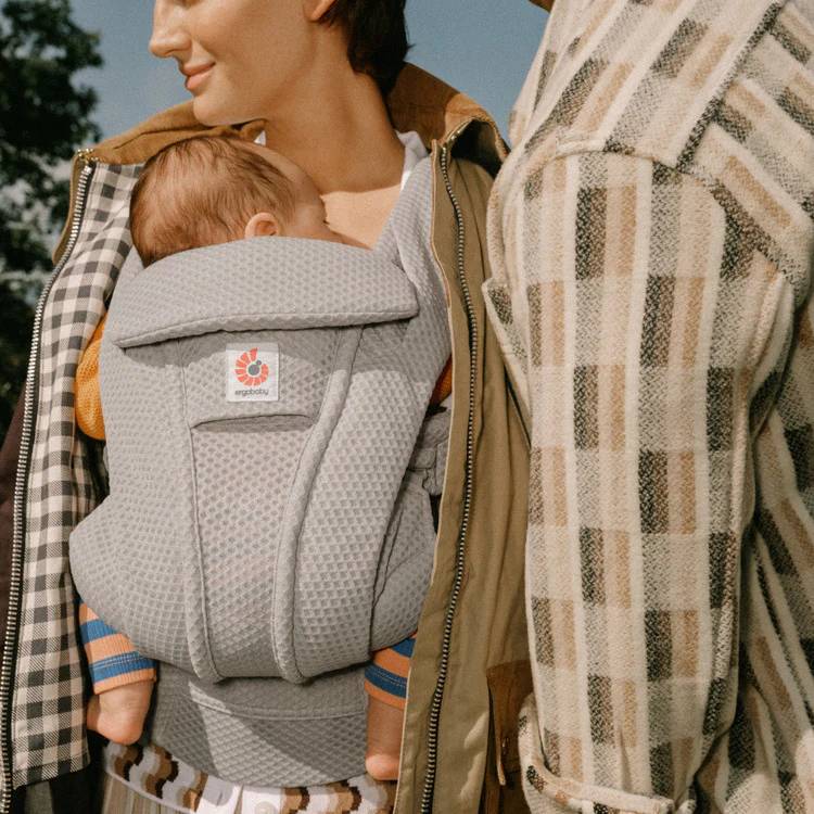 Omni Deluxe All-in-One Baby Carrier - Natural Beige Mesh