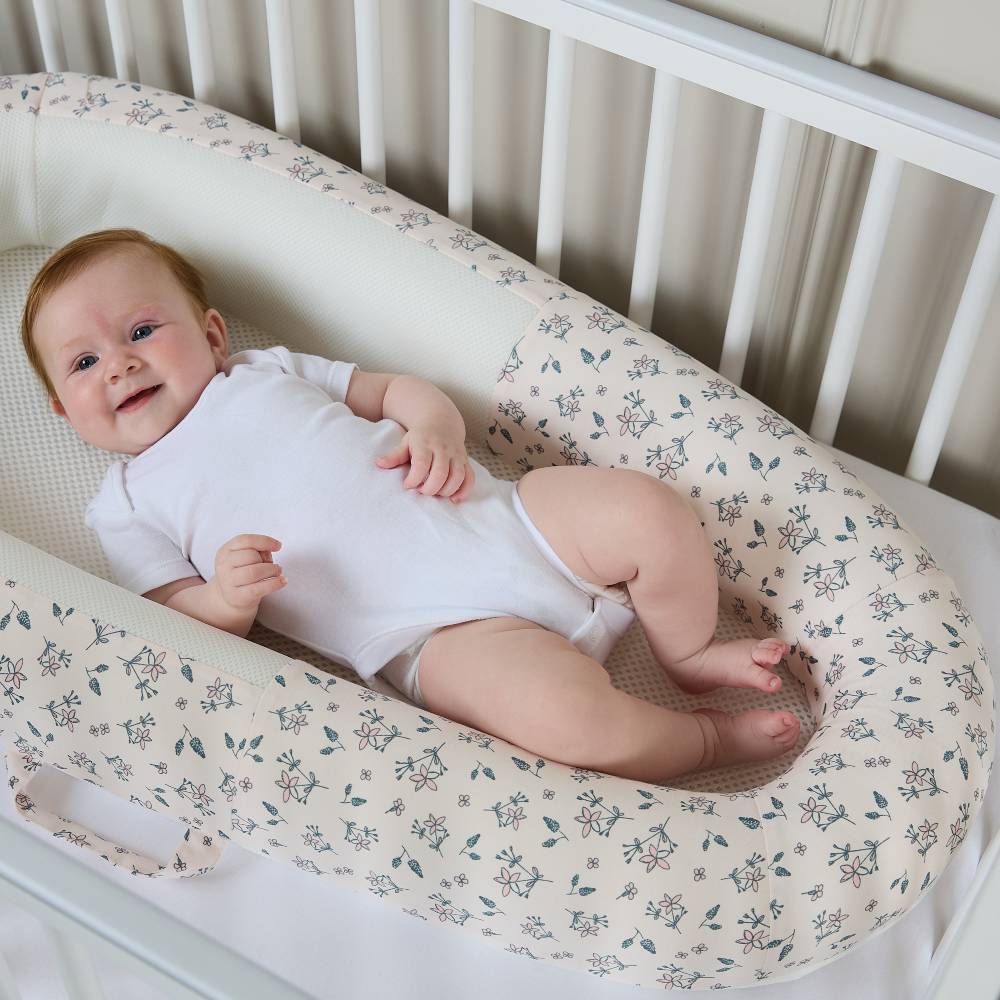 Sleep Tight Baby Bed - Daisy Dreams
