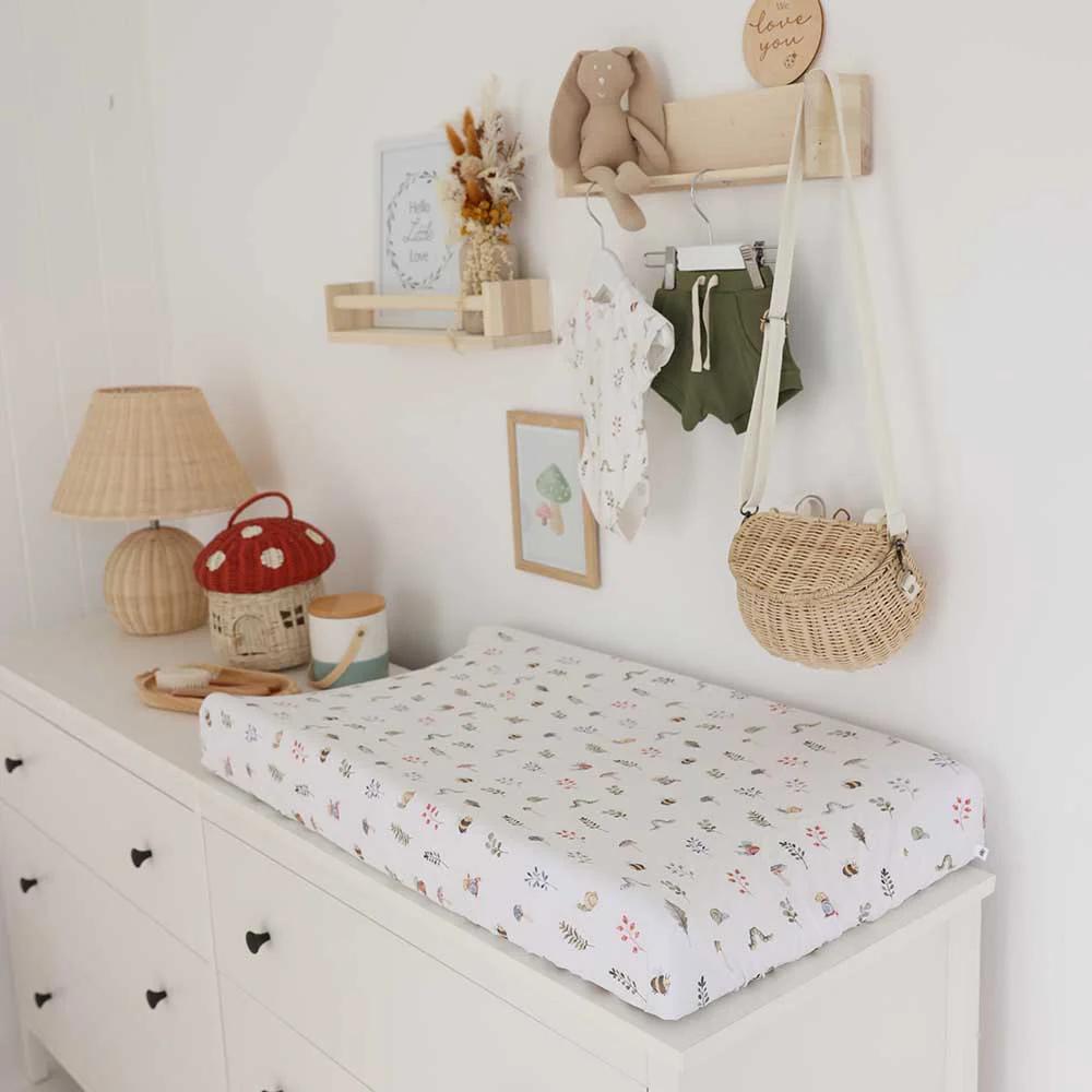 Bassinet Sheet / Change Pad Cover - Garden Friends