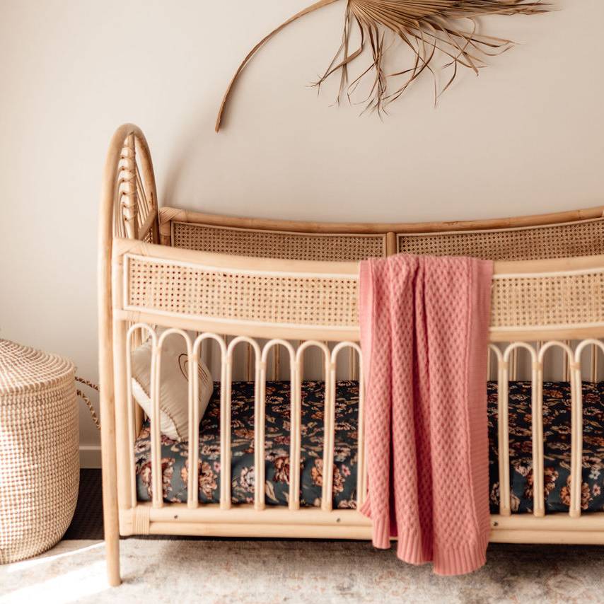 Diamond Knit Baby Blanket - Rosa