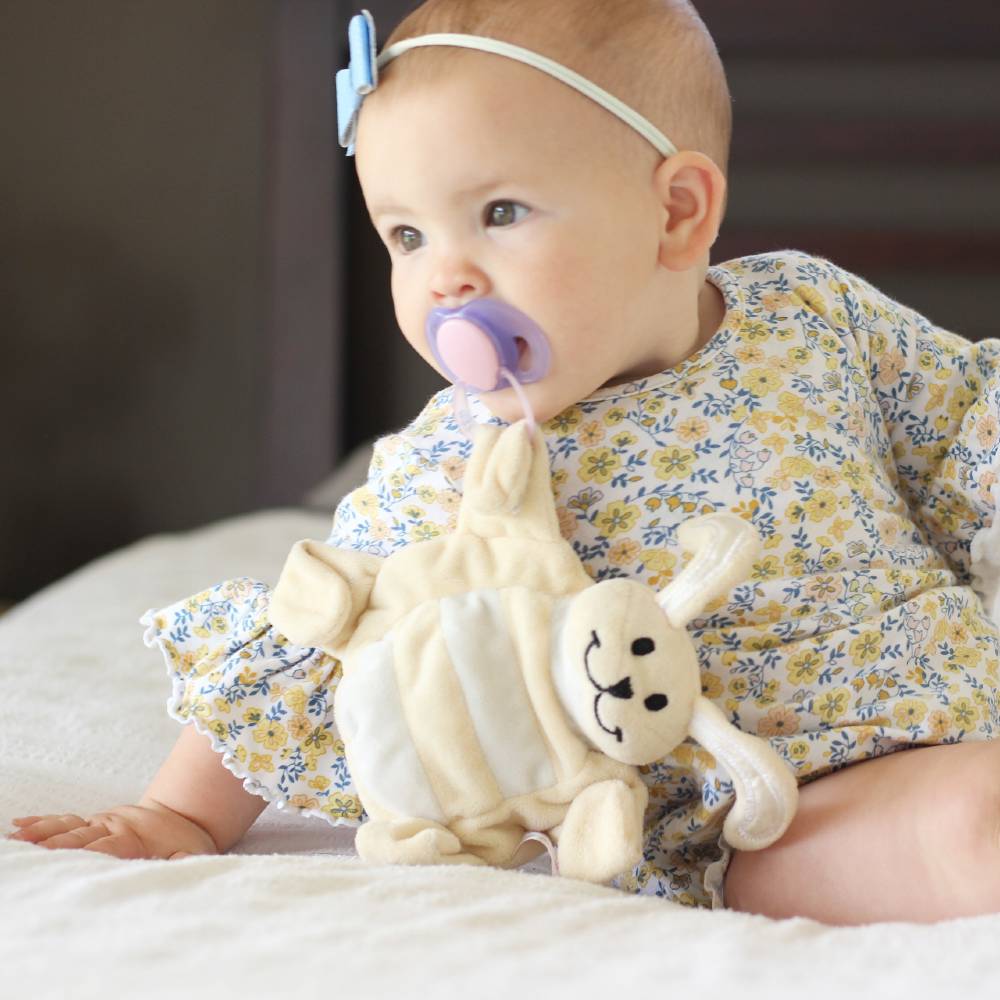Bunny Sleepy Tot Comforter - Cream