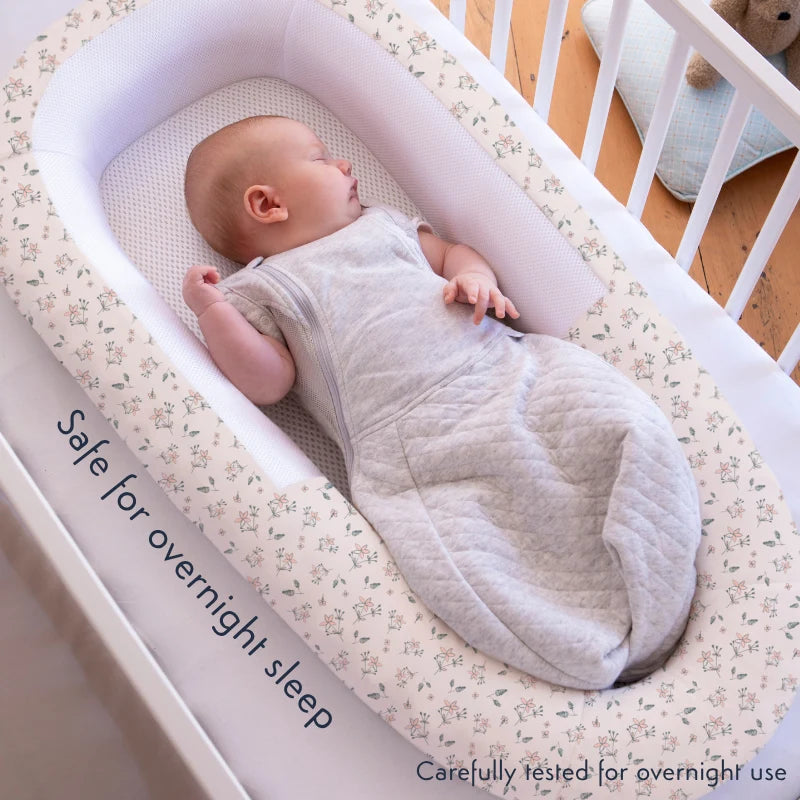 Sleep Tight Baby Bed - Daisy Dreams