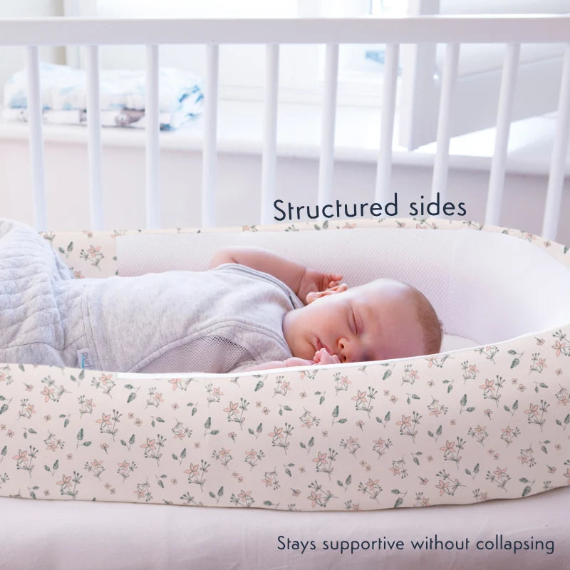 Sleep Tight Baby Bed - Daisy Dreams