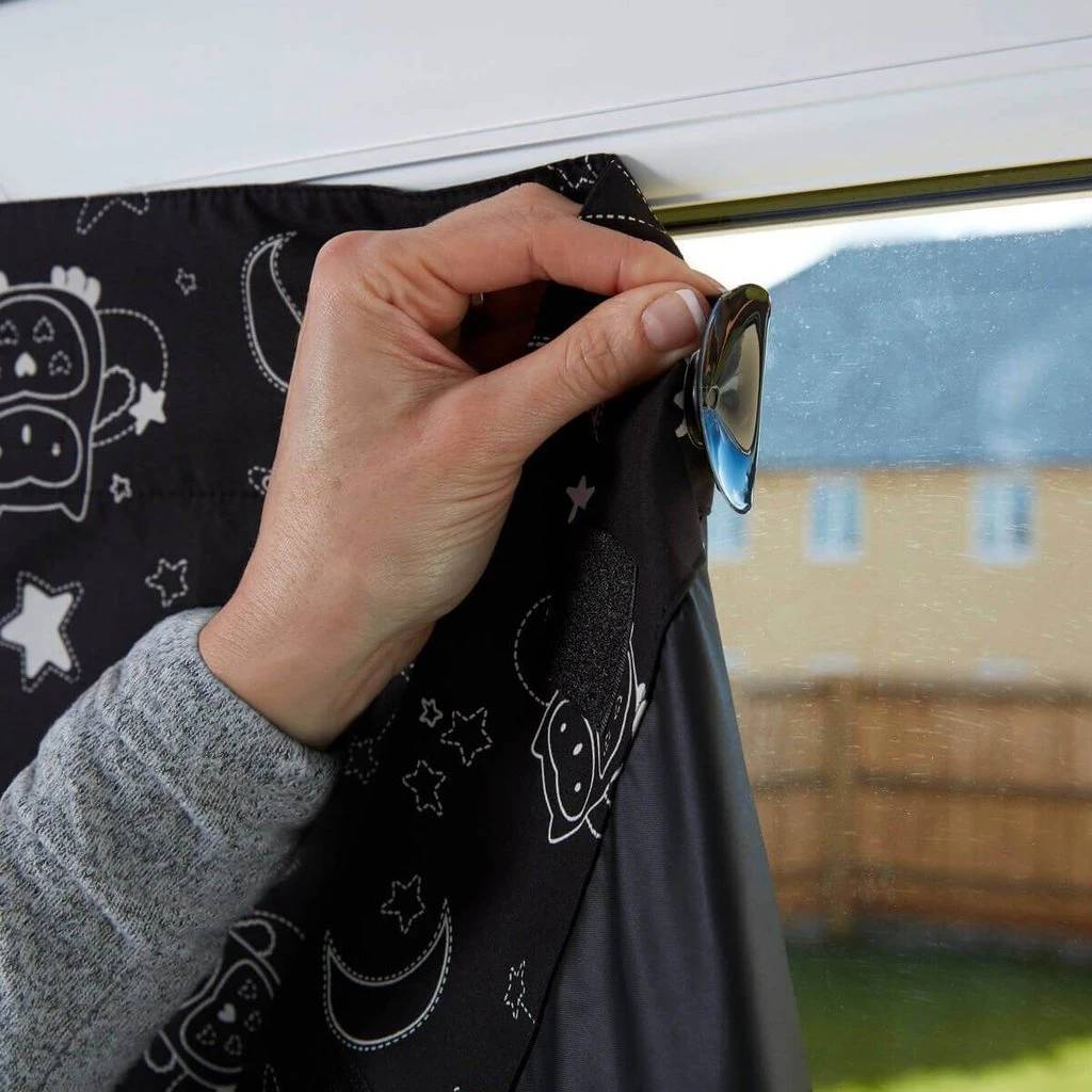 Sleeptight Portable Blackout Blind