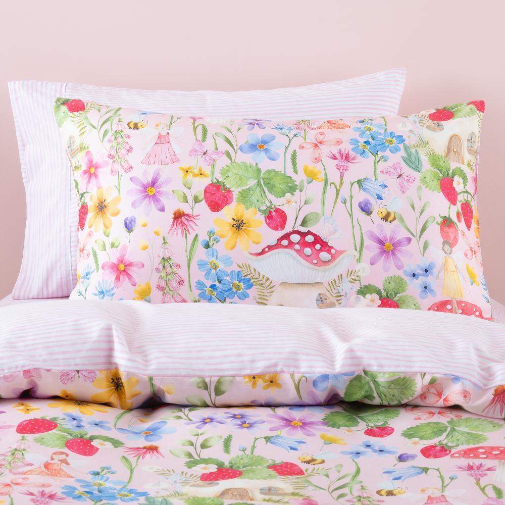 Cotton Duvet Cover Set - Strawberry Meadow